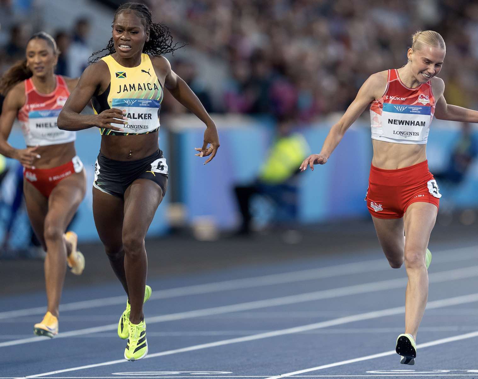 400m-W-CG-4.jpg