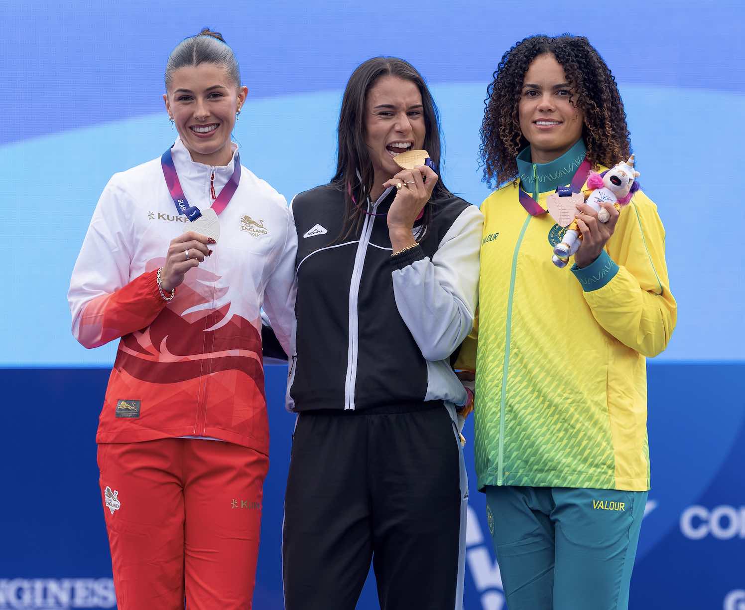 W100m-medals-CG-2026-.jpg