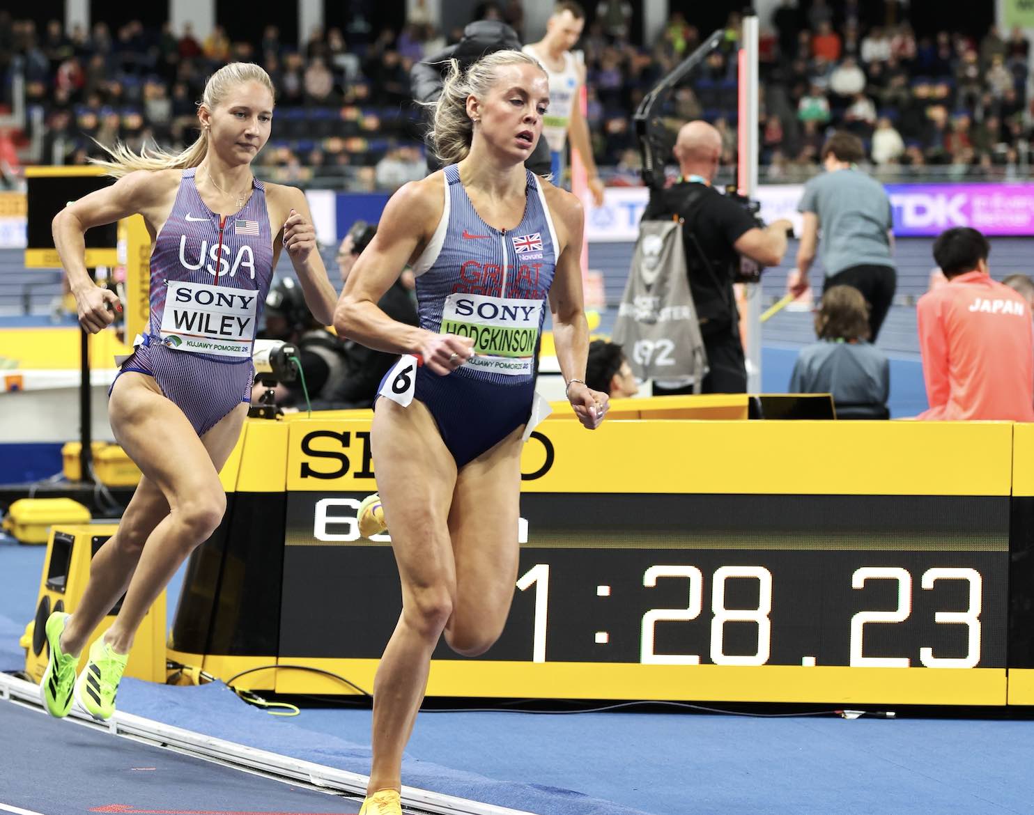 Keely-Hodgkinson-and-Addy-Wiley-800m-.jpg
