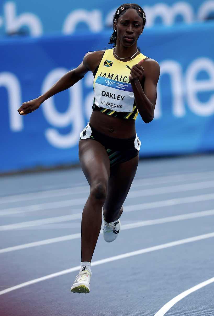 D-Oakely-.jpg