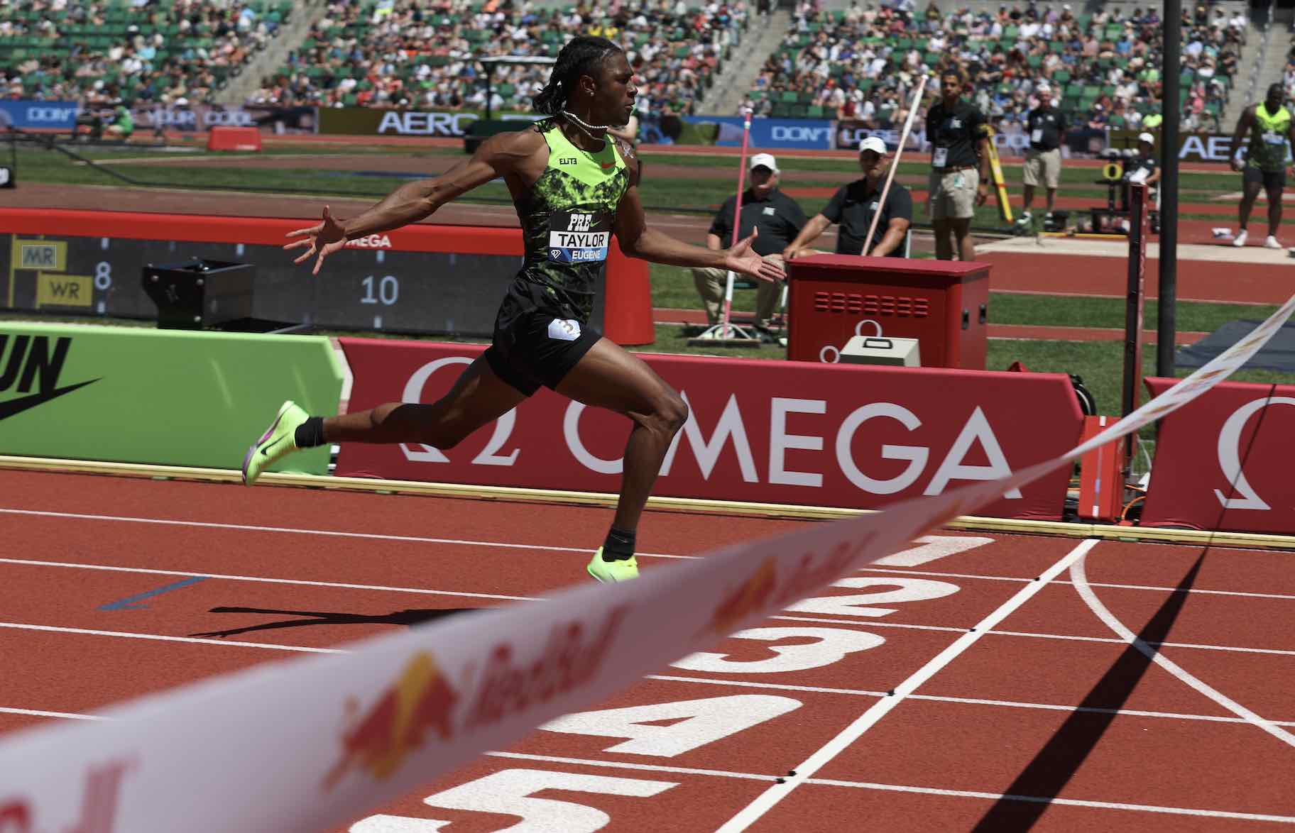 Tate-Taylor-200m-Pre-Classic-.jpg